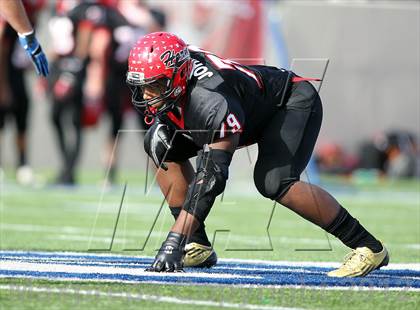 Thumbnail 1 in Cedar Hill vs. Westlake (UIL 5A Division 2 Semifinal Playoff) photogallery.