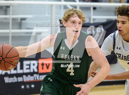 Thumbnail 1 in Reagan [Ronald] vs Boerne-Champion (Spurs High School Showcase) photogallery.