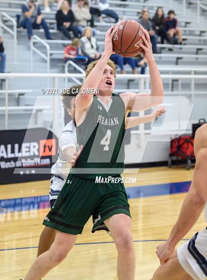 Thumbnail 3 in Reagan [Ronald] vs Boerne-Champion (Spurs High School Showcase) photogallery.