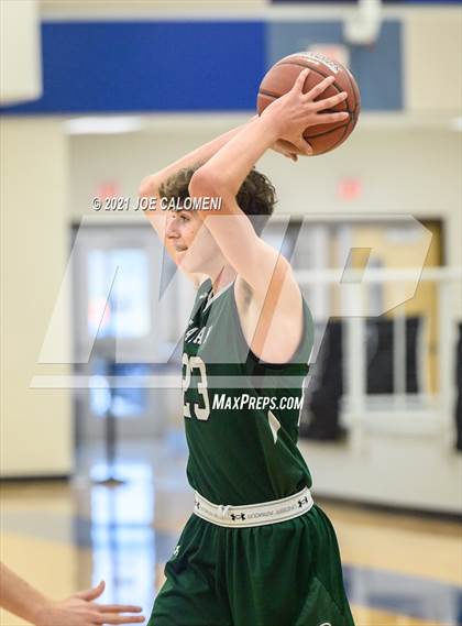 Thumbnail 3 in Reagan [Ronald] vs Boerne-Champion (Spurs High School Showcase) photogallery.