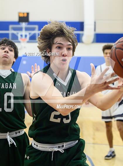 Thumbnail 1 in Reagan [Ronald] vs Boerne-Champion (Spurs High School Showcase) photogallery.