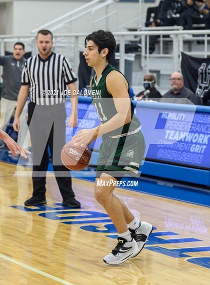 Thumbnail 2 in Reagan [Ronald] vs Boerne-Champion (Spurs High School Showcase) photogallery.