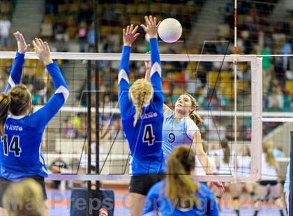 Thumbnail 1 in Platte Valley vs. Coal Ridge (CHSAA 3A Pool IV) photogallery.
