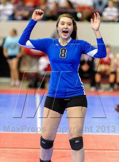 Thumbnail 2 in Platte Valley vs. Coal Ridge (CHSAA 3A Pool IV) photogallery.