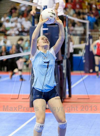 Thumbnail 3 in Platte Valley vs. Coal Ridge (CHSAA 3A Pool IV) photogallery.