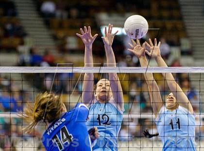 Thumbnail 2 in Platte Valley vs. Coal Ridge (CHSAA 3A Pool IV) photogallery.