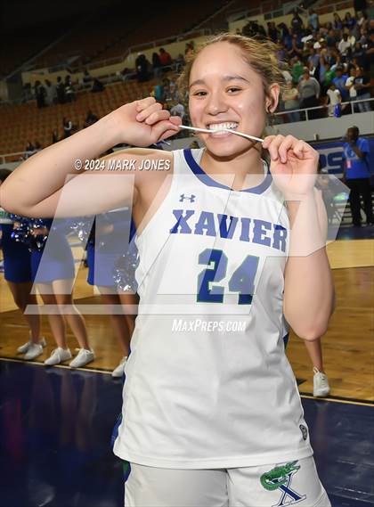 Thumbnail 1 in Xavier College Prep vs. Desert Vista (AIA Open Final - Awards) photogallery.