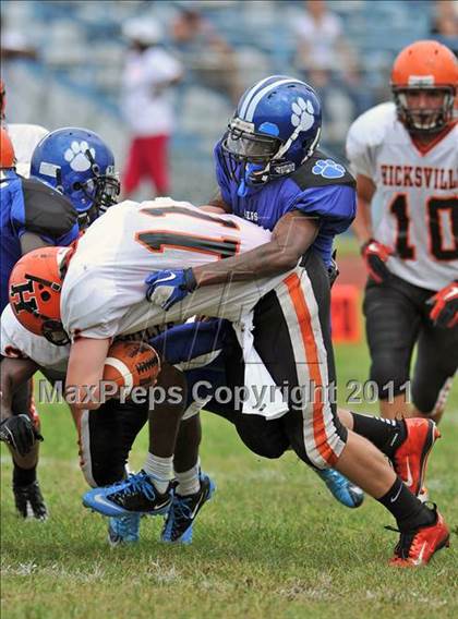 Thumbnail 1 in Hicksville @ Hempstead photogallery.