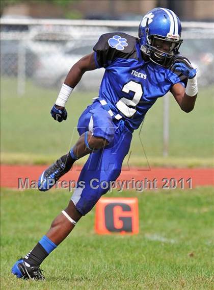 Thumbnail 1 in Hicksville @ Hempstead photogallery.