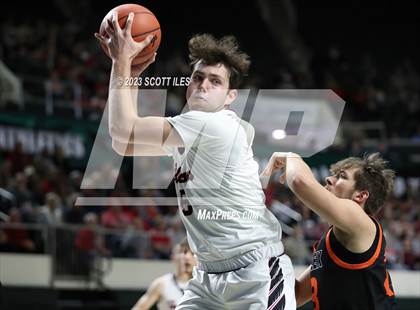 Thumbnail 2 in New Lexington vs. Fairfield Union (OHSAA D2 District Final) photogallery.