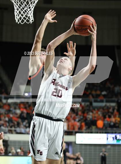 Thumbnail 1 in New Lexington vs. Fairfield Union (OHSAA D2 District Final) photogallery.