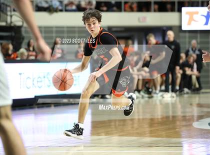 Thumbnail 3 in New Lexington vs. Fairfield Union (OHSAA D2 District Final) photogallery.