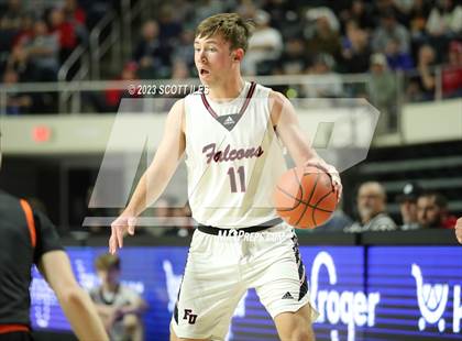 Thumbnail 2 in New Lexington vs. Fairfield Union (OHSAA D2 District Final) photogallery.