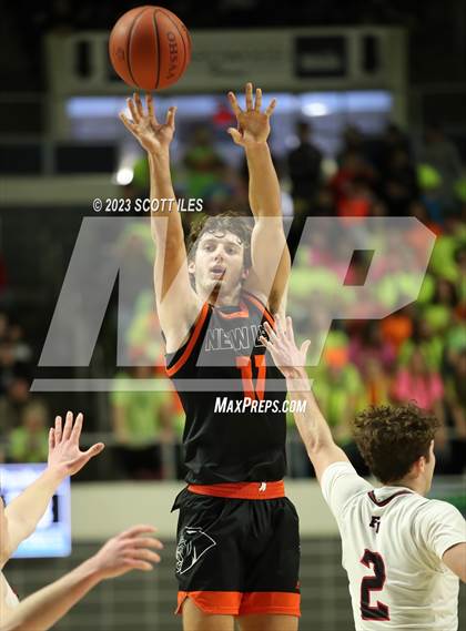 Thumbnail 3 in New Lexington vs. Fairfield Union (OHSAA D2 District Final) photogallery.