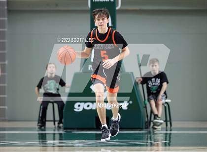 Thumbnail 3 in New Lexington vs. Fairfield Union (OHSAA D2 District Final) photogallery.