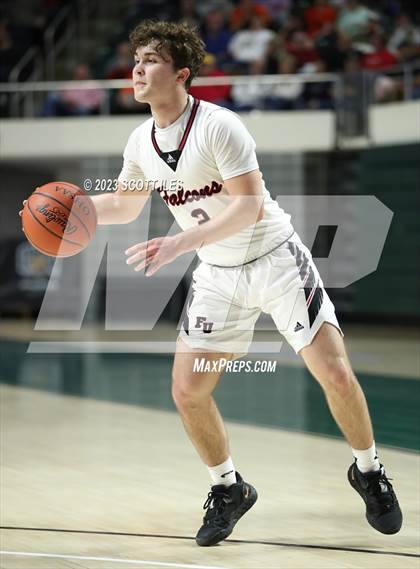 Thumbnail 1 in New Lexington vs. Fairfield Union (OHSAA D2 District Final) photogallery.