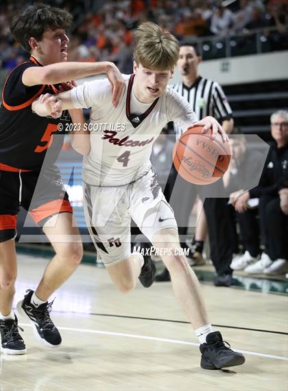 Thumbnail 1 in New Lexington vs. Fairfield Union (OHSAA D2 District Final) photogallery.