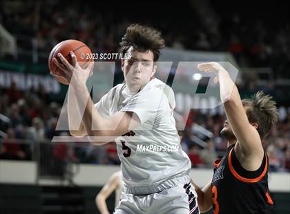 Thumbnail 3 in New Lexington vs. Fairfield Union (OHSAA D2 District Final) photogallery.