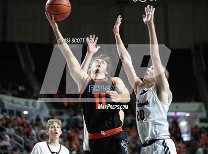 Thumbnail 2 in New Lexington vs. Fairfield Union (OHSAA D2 District Final) photogallery.