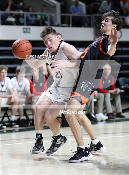 Thumbnail 1 in New Lexington vs. Fairfield Union (OHSAA D2 District Final) photogallery.