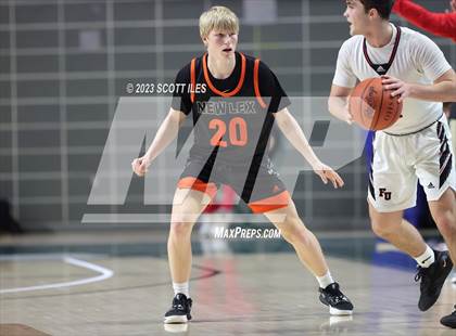Thumbnail 2 in New Lexington vs. Fairfield Union (OHSAA D2 District Final) photogallery.