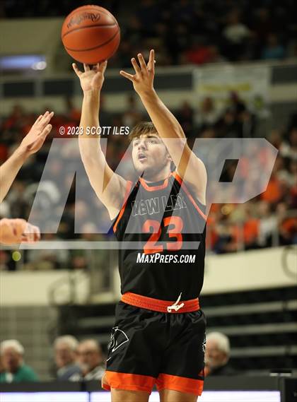 Thumbnail 2 in New Lexington vs. Fairfield Union (OHSAA D2 District Final) photogallery.
