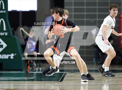 Thumbnail 3 in New Lexington vs. Fairfield Union (OHSAA D2 District Final) photogallery.