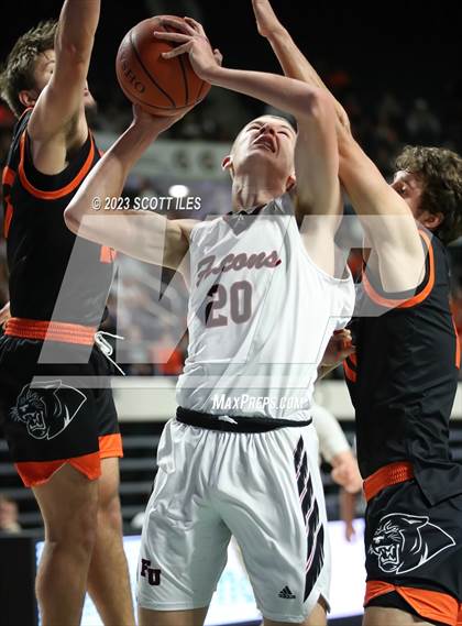 Thumbnail 1 in New Lexington vs. Fairfield Union (OHSAA D2 District Final) photogallery.