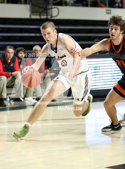 Thumbnail 3 in New Lexington vs. Fairfield Union (OHSAA D2 District Final) photogallery.