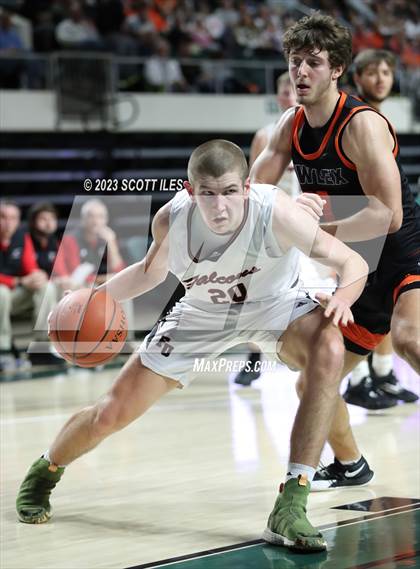 Thumbnail 2 in New Lexington vs. Fairfield Union (OHSAA D2 District Final) photogallery.
