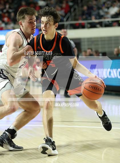Thumbnail 1 in New Lexington vs. Fairfield Union (OHSAA D2 District Final) photogallery.