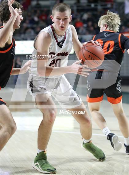 Thumbnail 2 in New Lexington vs. Fairfield Union (OHSAA D2 District Final) photogallery.