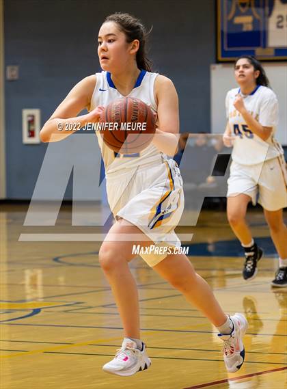 Thumbnail 3 in San Leandro vs. Foothill (Newark Optimist Club Holiday Classic) photogallery.