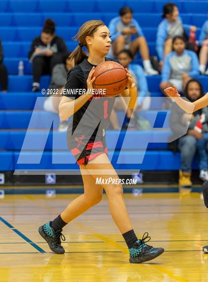 Thumbnail 1 in San Leandro vs. Foothill (Newark Optimist Club Holiday Classic) photogallery.