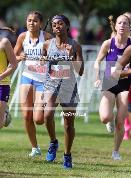 Thumbnail 3 in UIL Cross Country 4A Finals (3200M) photogallery.