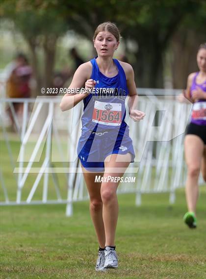 Thumbnail 2 in UIL Cross Country 4A Finals (3200M) photogallery.