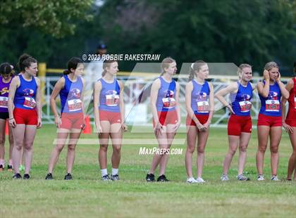 Thumbnail 1 in UIL Cross Country 4A Finals (3200M) photogallery.