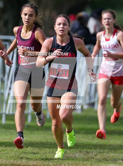 Thumbnail 1 in UIL Cross Country 4A Finals (3200M) photogallery.
