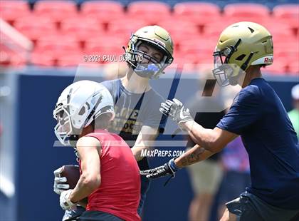 Thumbnail 1 in Chaparral vs. Mullen (Denver Broncos 7-on-7) photogallery.