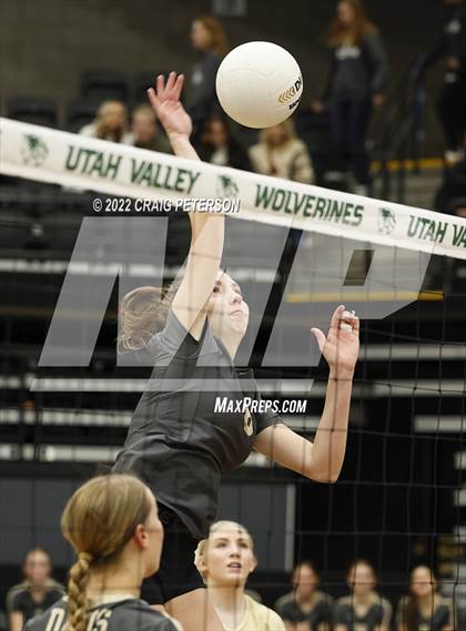 Thumbnail 3 in Davis vs. Weber (UHSAA 6A Second Round) photogallery.