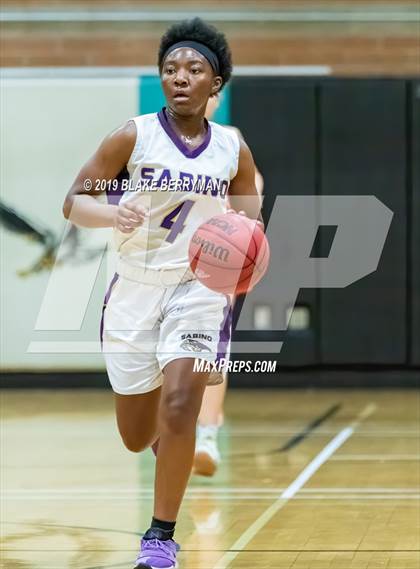 Thumbnail 1 in Chaparral vs. Sabino photogallery.