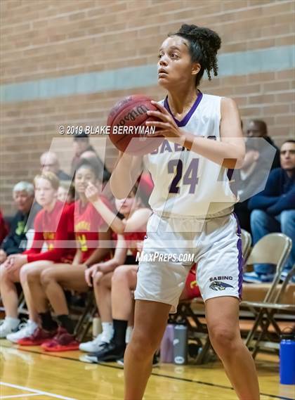 Thumbnail 3 in Chaparral vs. Sabino photogallery.