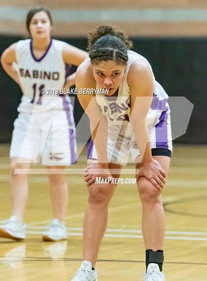 Thumbnail 3 in Chaparral vs. Sabino photogallery.