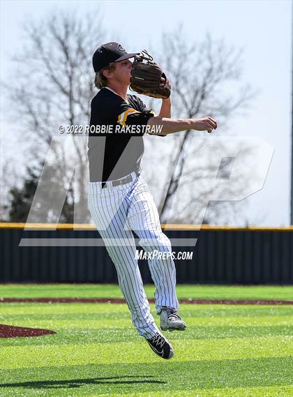 Thumbnail 3 in Kaufman @ Crandall photogallery.