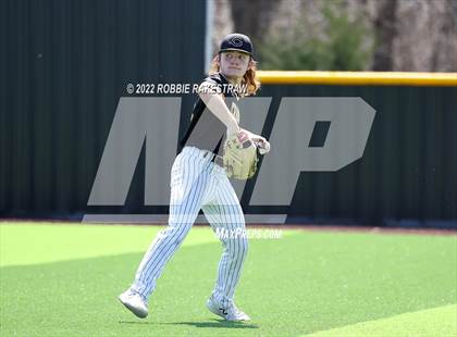 Thumbnail 1 in Kaufman @ Crandall photogallery.