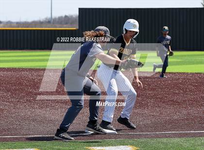 Thumbnail 3 in Kaufman @ Crandall photogallery.