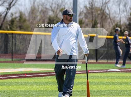 Thumbnail 3 in Kaufman @ Crandall photogallery.