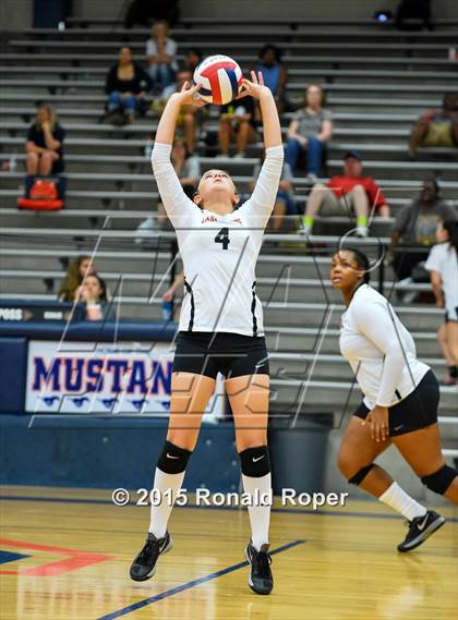 Thumbnail 2 in Texas vs Garland (Garland ISD Volleyball Tournament) photogallery.