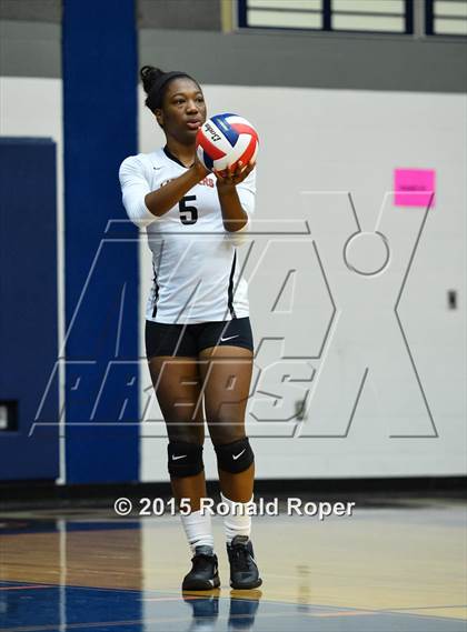 Thumbnail 1 in Texas vs Garland (Garland ISD Volleyball Tournament) photogallery.