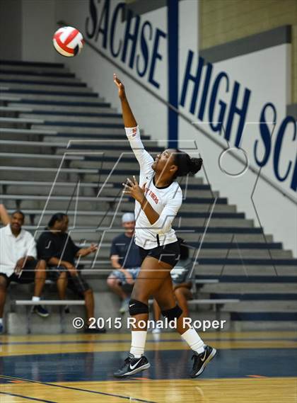 Thumbnail 1 in Texas vs Garland (Garland ISD Volleyball Tournament) photogallery.